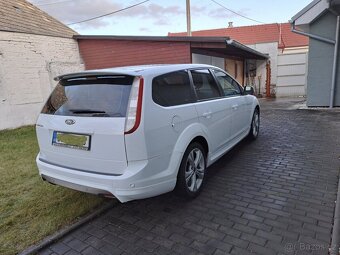 Ford Focus ll 1.8i 2010 - 6