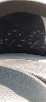 Peugeot 206 - 6