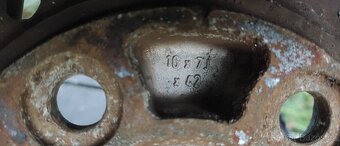 ALU sada kol na Chryslera 215x65 R16 - 6