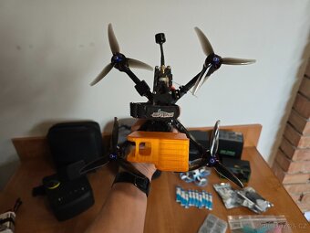 2x FPV dron, sada vysílačka Radiomaster Boxer, 1x brýle - 6