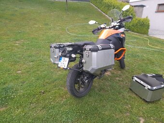 KTM 1050 - 6
