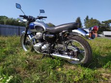KAWASAKI W650 - 6