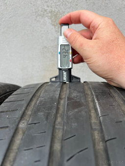 225/45R17 letní pneu BARUM BRAVURIS 3 4,8mm - 6