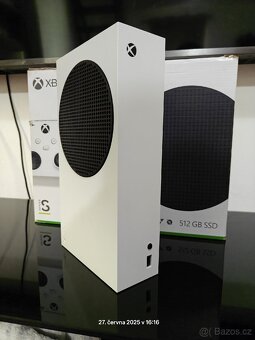 Xbox Series S 512GB SSD + příslušenství - 6