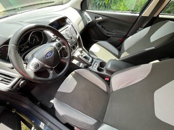 Ford Focus 1.0 EcoBoost Champions Edition - 6