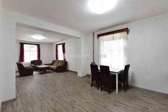 PRONÁJEM DOMU SE DVĚMA BYTY PO REKONST., 333 M2, NA POZEMKU - 6
