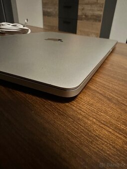 MacBook Pro 13” M1 – 16 GB RAM / 512 GB SSD - 6