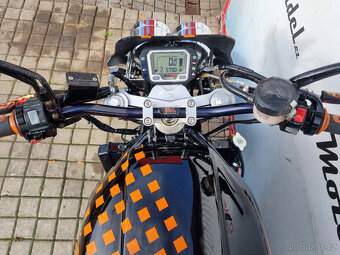 Yamaha FZR 1000 EXUP - 6