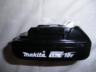Makita- Aku nůžky na trávu a  keře. - 6