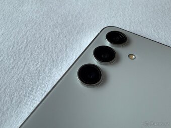 Samsung Galaxy S24 128GB - 6