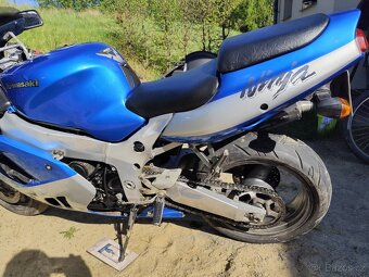 Ninja zx9r - 6