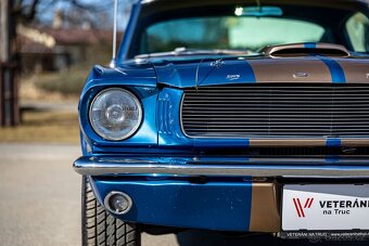 Ford Mustang Fastback - 6