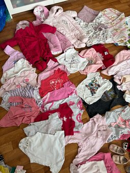 Velký set oblečení na holčičku 50-80 - 6