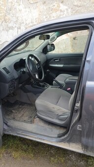 Toyta hilux - 6