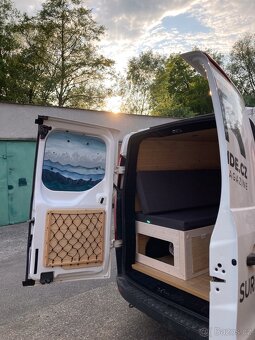 Obytná dodávka Ford Transit Custom 2.2, 92 kW, 2014 - 6