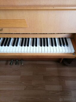 Piano Petrof - 6
