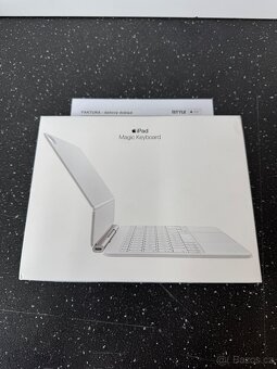 Apple Magic Keyboard pro iPad Air 11" - 6