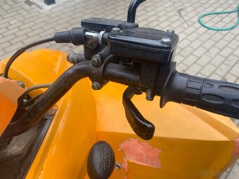 Čtyřkolka SMC Razeer 300 CVT - 6