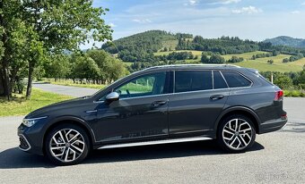 VW Golf 8 Alltrack, 2.0 TDI, DSG, 4x4, FullLed, PreACC, Lane - 6