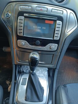 Ford Mondeo combi Mk4 - 6