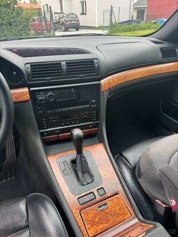 BMW 735i E38 - 6