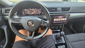 Škoda Superb KOMBI STYLE 3 2.0 TDI,2019,NAVI,BIXEN,VIRTUAL - 6