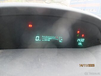 Toyota Yaris 1.3 i r.v. 2006 - 6