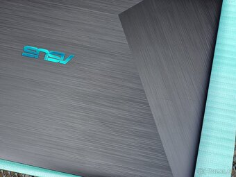 Herní notebook Asus M570D - jako nový, nevyužitý - 6
