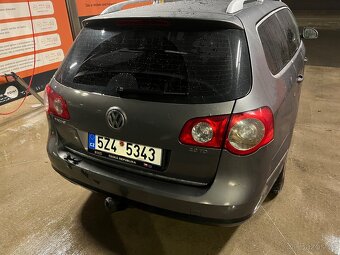 Vw Passat 2.0 TDi, b6, 103 kw combi - 6