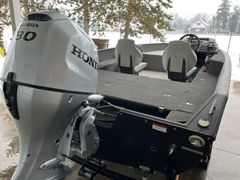 Hliníkový čln Finval 475 Evo SC JS + Honda BF80 + príves - 6