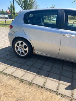 Alfa romeo 147 jtd 110 kw 2005 - 6