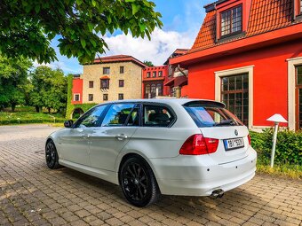 BMW E91 330d Xdrive Facelift 2011 - 6