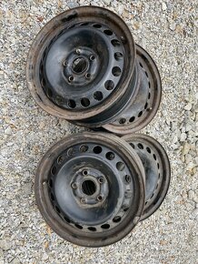 Zimní pneu 195/65 R15 - 6