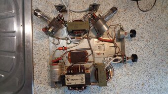 Lampový zesilovač stereo - 6