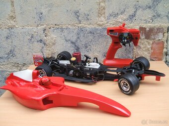 Kyosho FERRARI F1 2004 De Agostini R/C 1:8 - 6
