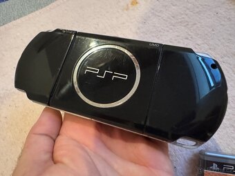 SONY PSP 3004 + HRA. - 6