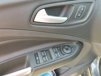 Prodám Ford – Kuga, ST LINE AWD (4x4) 2.0 TDCi 132kW/180k, - 6