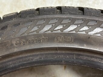 2 ks zimní pneu 225/45/18  Nokian SnowProof 1 - 6