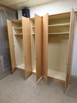 Šatní skříň - 6