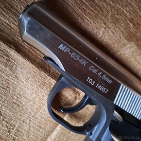 Makarov uloženka 2003 - 6