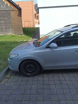 Hyundai i30 CW 1.6 - 6