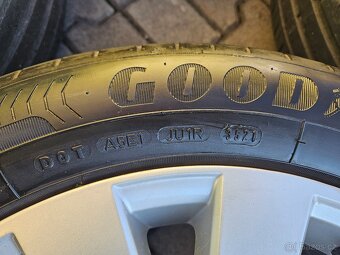 5x100 17 6,5J ET48 orig. Seat Arona vč. let. pneu 205 55 17 - 6
