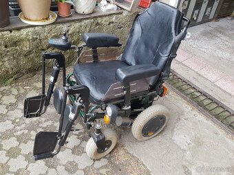 Invalidní vozík - elektrický pohon - 6