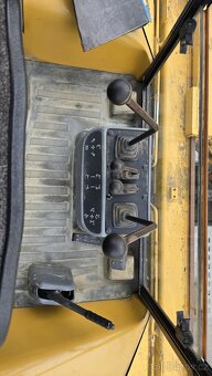 Traktorbagr CAT 428 C orig 2200 mth - 6