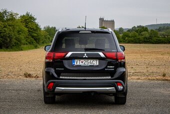 Mitsubishi Outlander 2.2 DI-D Instyle - 6