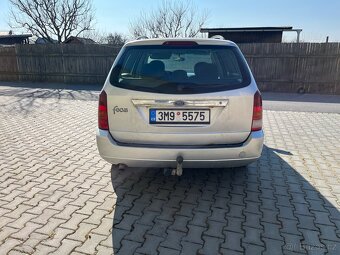 Ford Focus Ghia 1.8tdci 66kw - 6