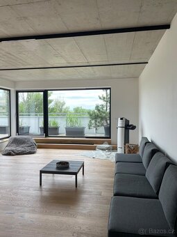 Prodej novostavby bytu 3+kk, CP. 163,6 m2 s terasou, garážov - 6