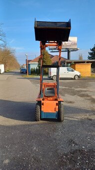Smykový nakladač Toyota SDK4 - 6