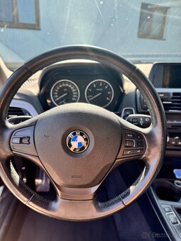 BMW 118D - 6