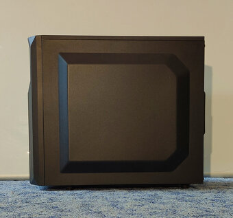 Corsair SPEC-02 Red Carbide Series s průhlednou bočnicí - 6